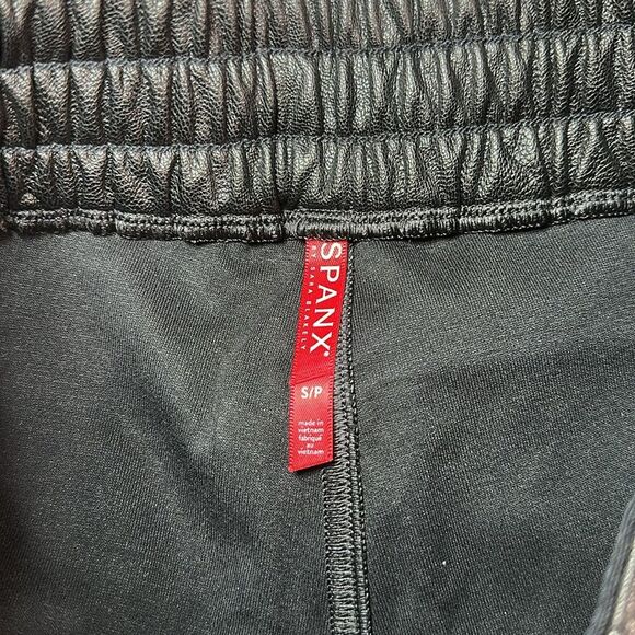 Spanx Leather Like Jogger Black Size small - Picture 7 of 7